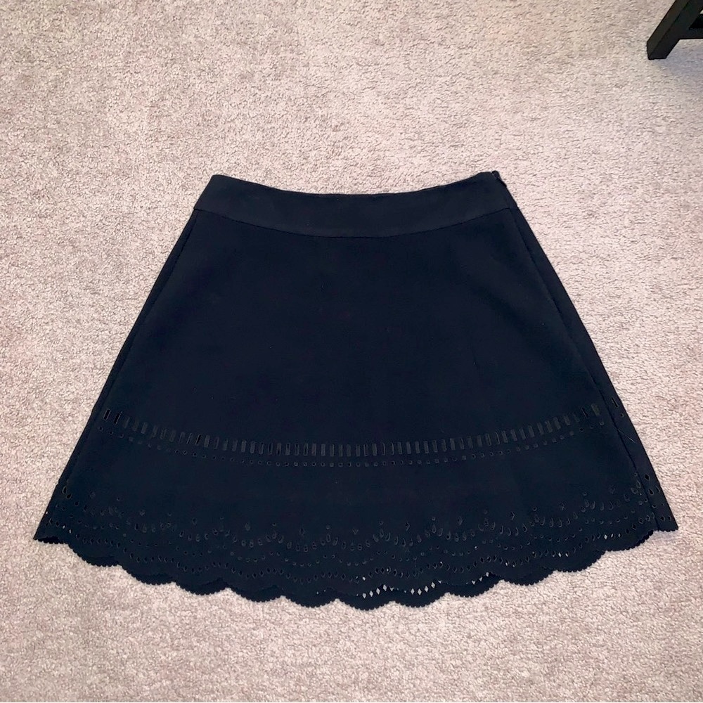 LOFT Woman’s Size 6 Skirt Black NWT